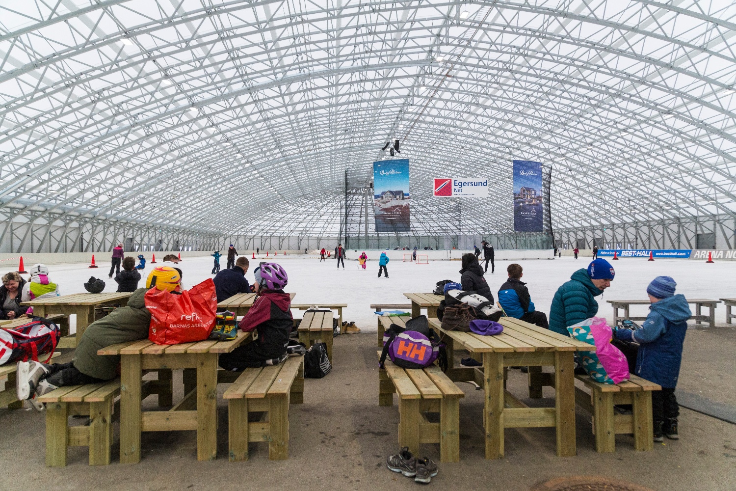 Best-Hall jäähalli