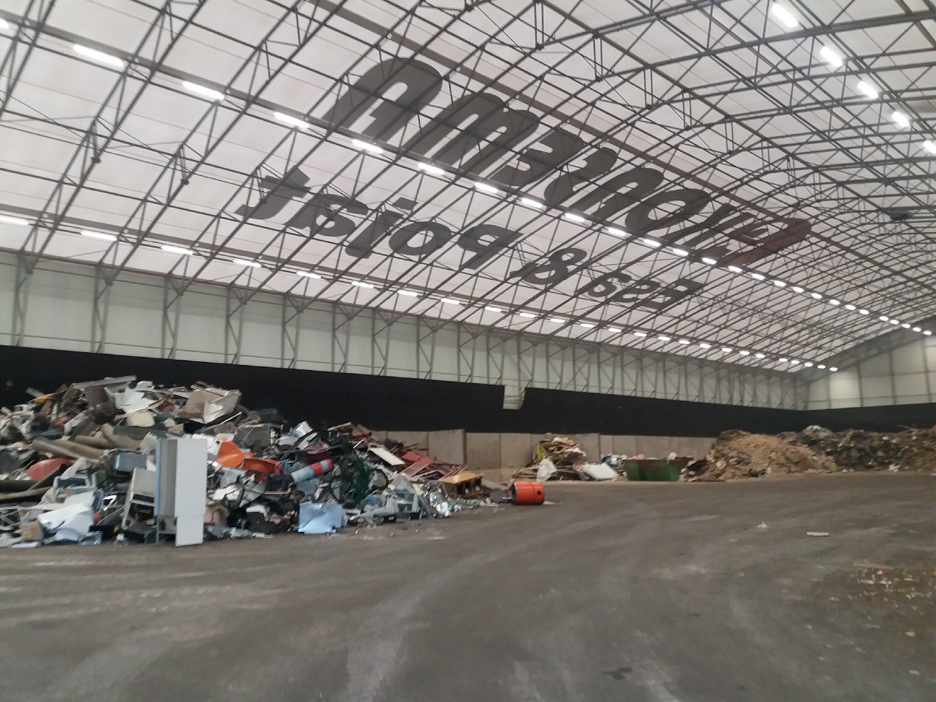 Best-Hall_4207_Hyotykaytto (1)-1