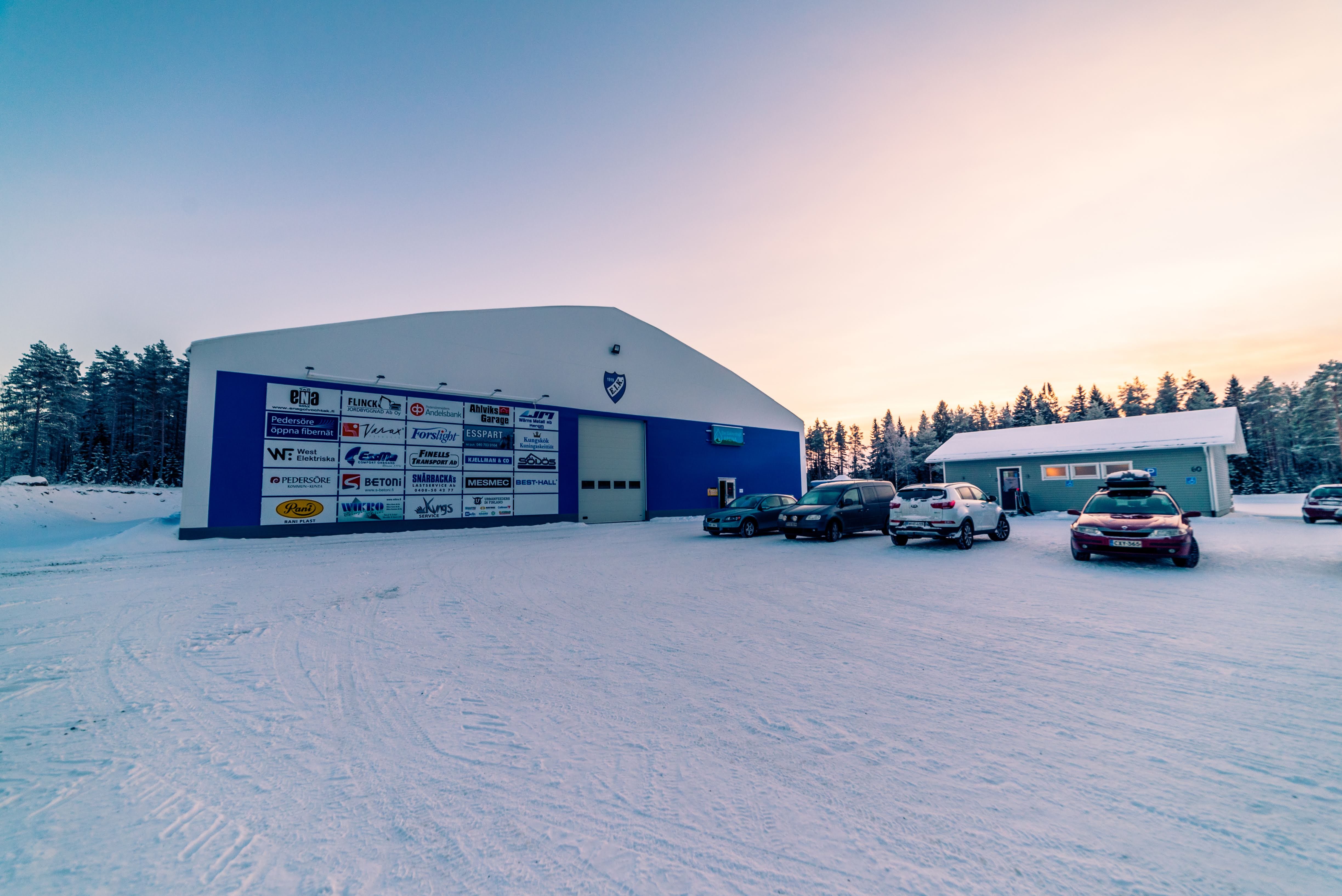 urheiluhallin rahoittaminen