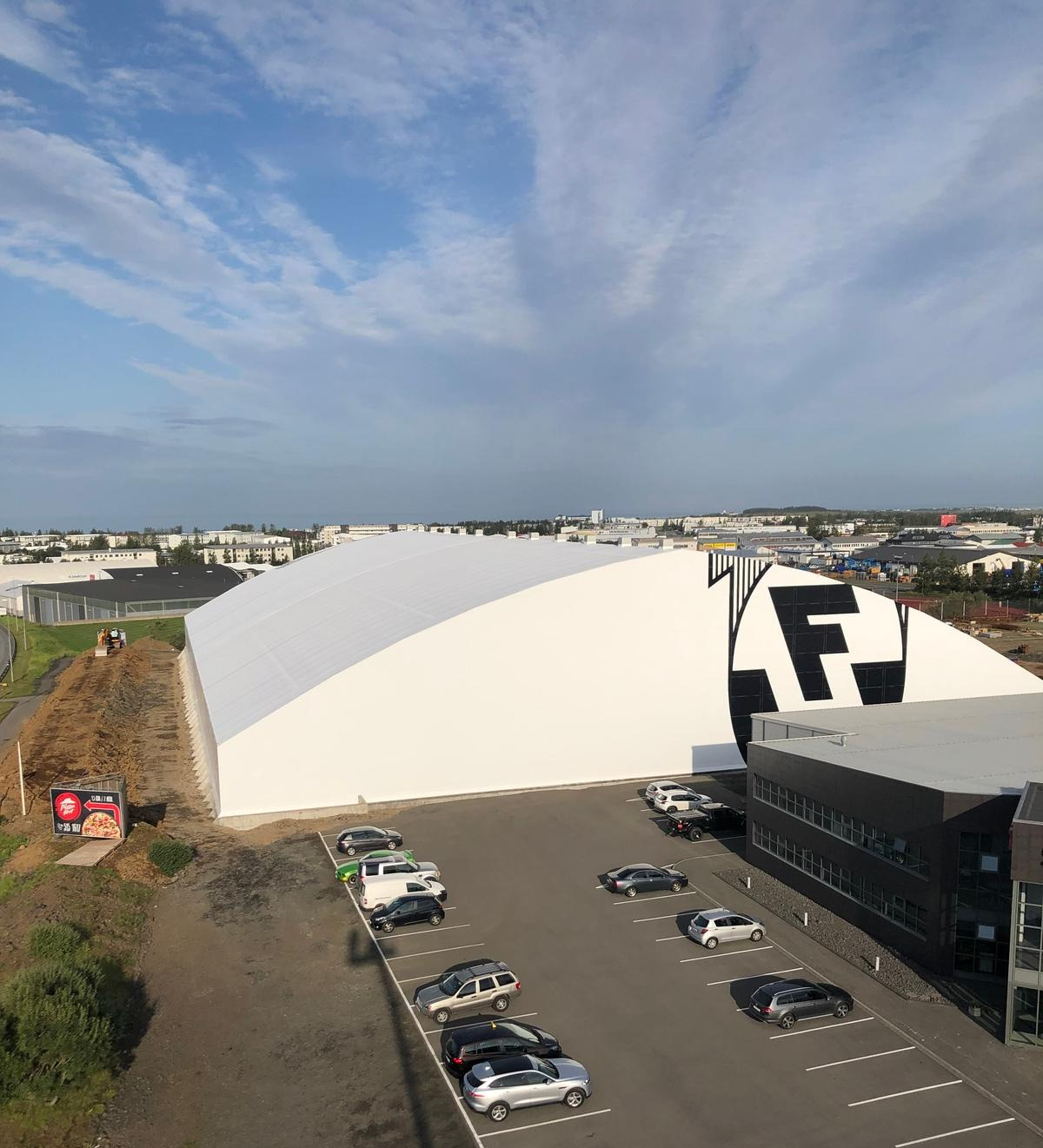 Best-Hall urheiluhalli