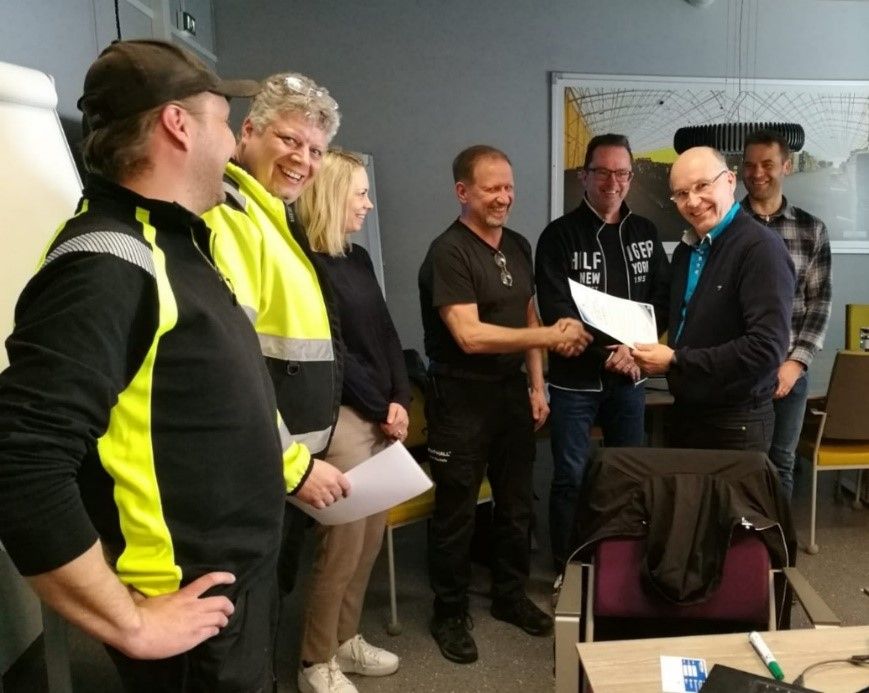 besthall_tuottavaesimies