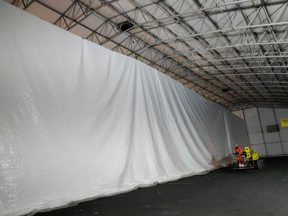 Sisäkankaan asennuksen alkuvaihe